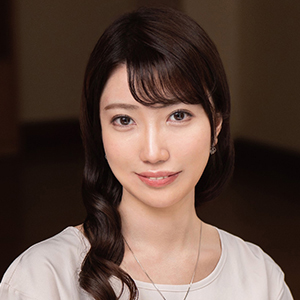葉月英里 (はづきえり)